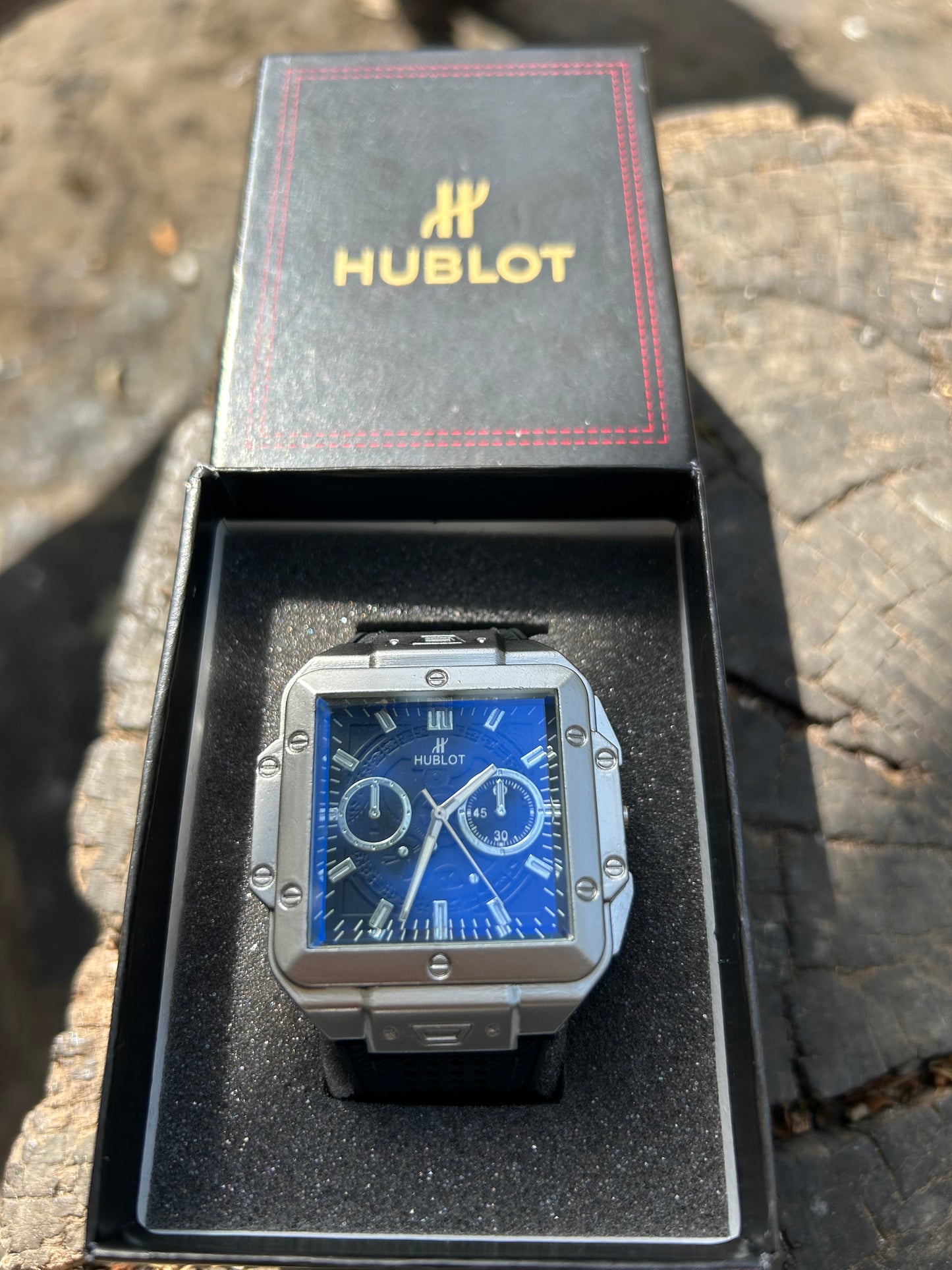 ساعة HUBLOT ✨